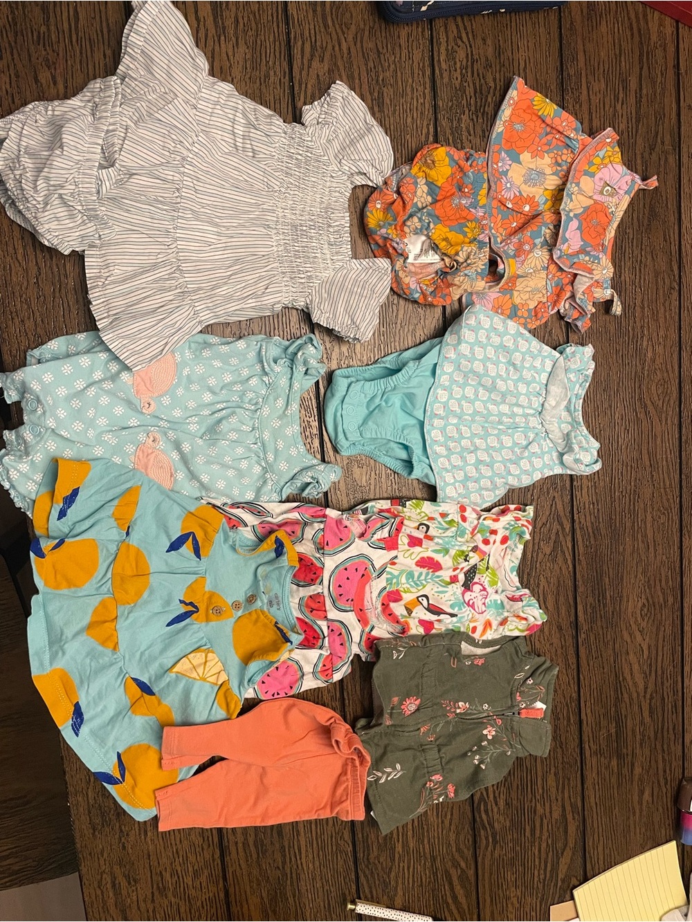 Newborn baby girl summer bundle - 8 outfits